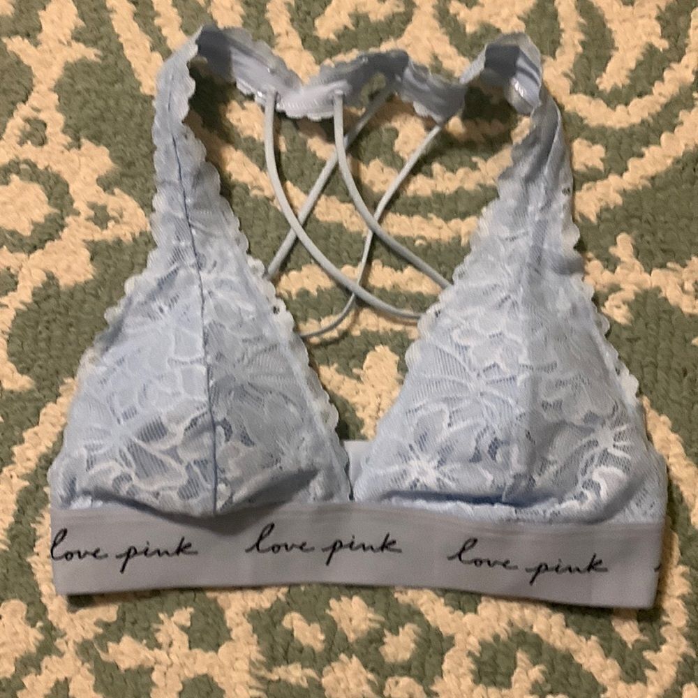 Victoria’s Secret Pink Euc Blue Lace Halterbralette. Size Xs